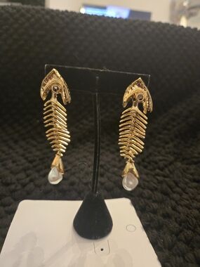 Schiaparelli Inspired Gold Fishbone Drop Earrings with Pearl Dangle